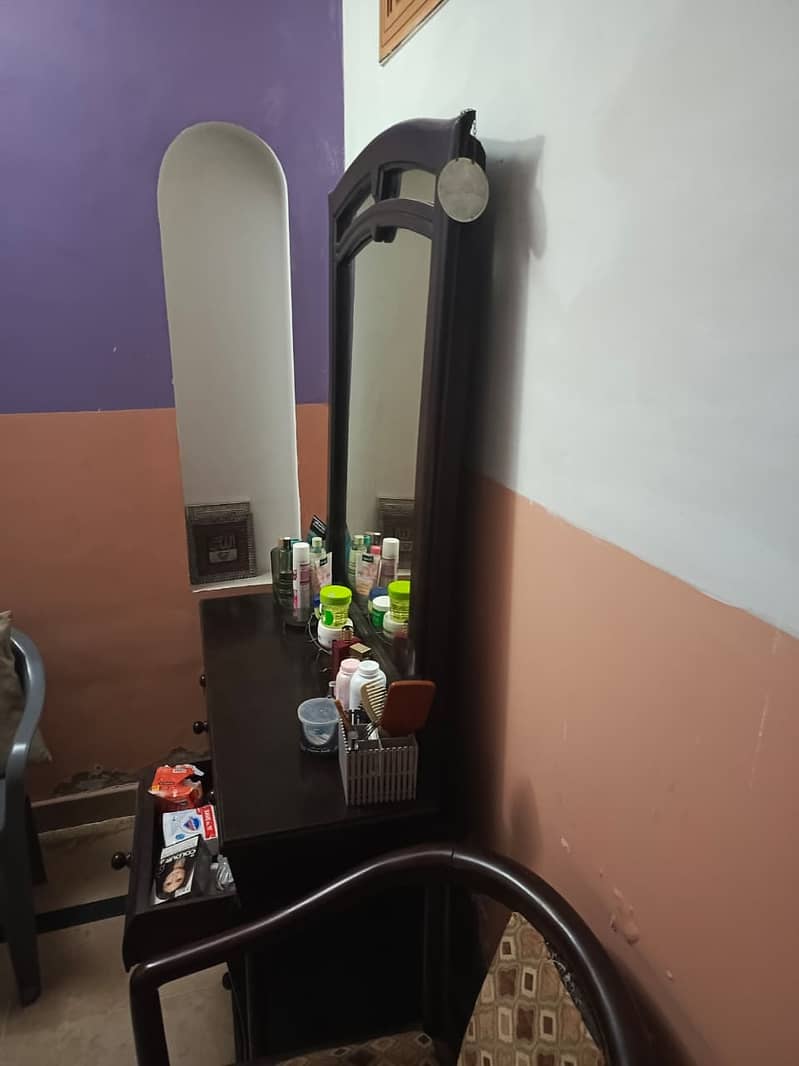 Dressing Table with Mirror – Solid Wood 2