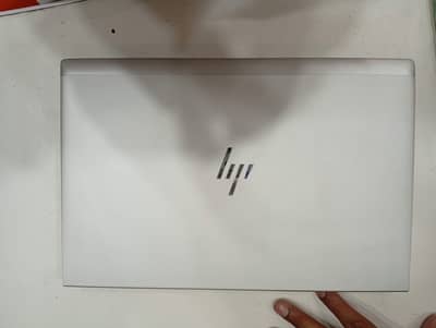 840 g8 hp elite book urgent sale