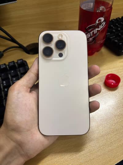 iPhone 16 pro Factory Unlocked with Box with charger