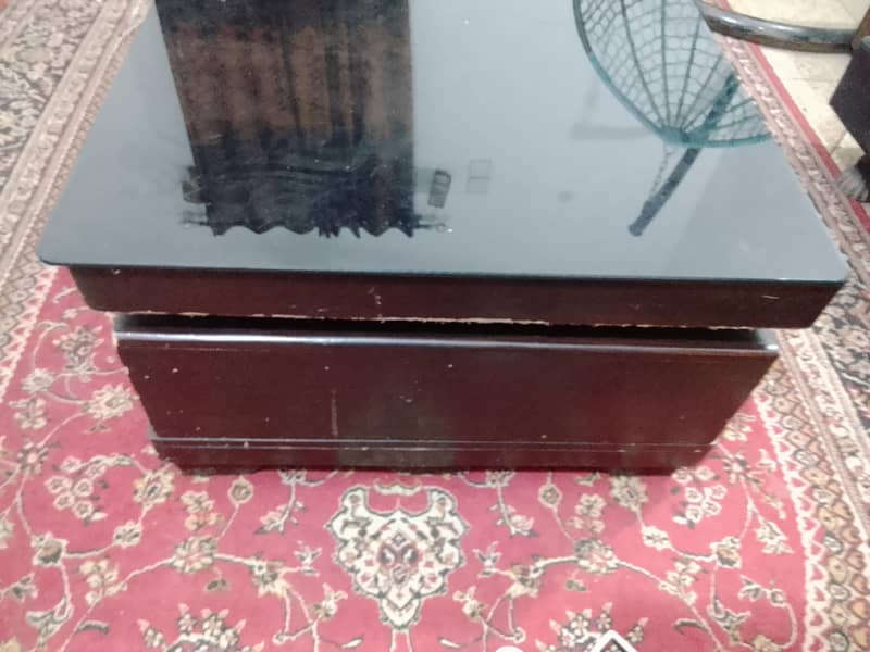 center table 0