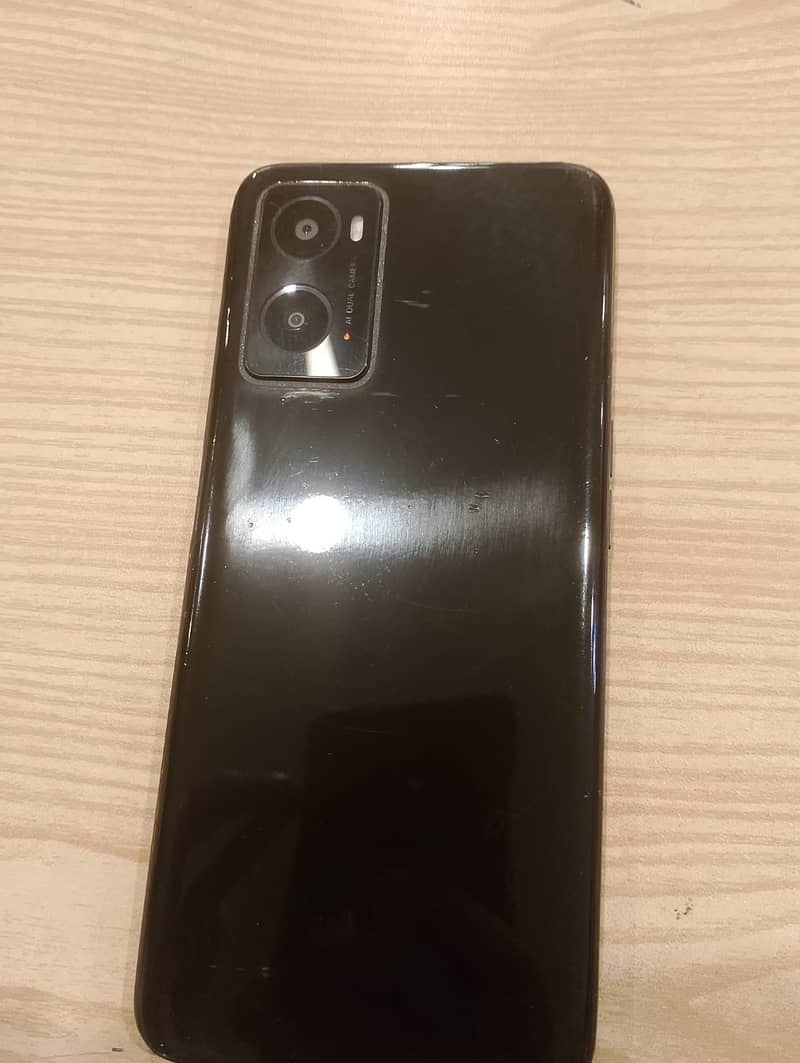 OPPO A76 4