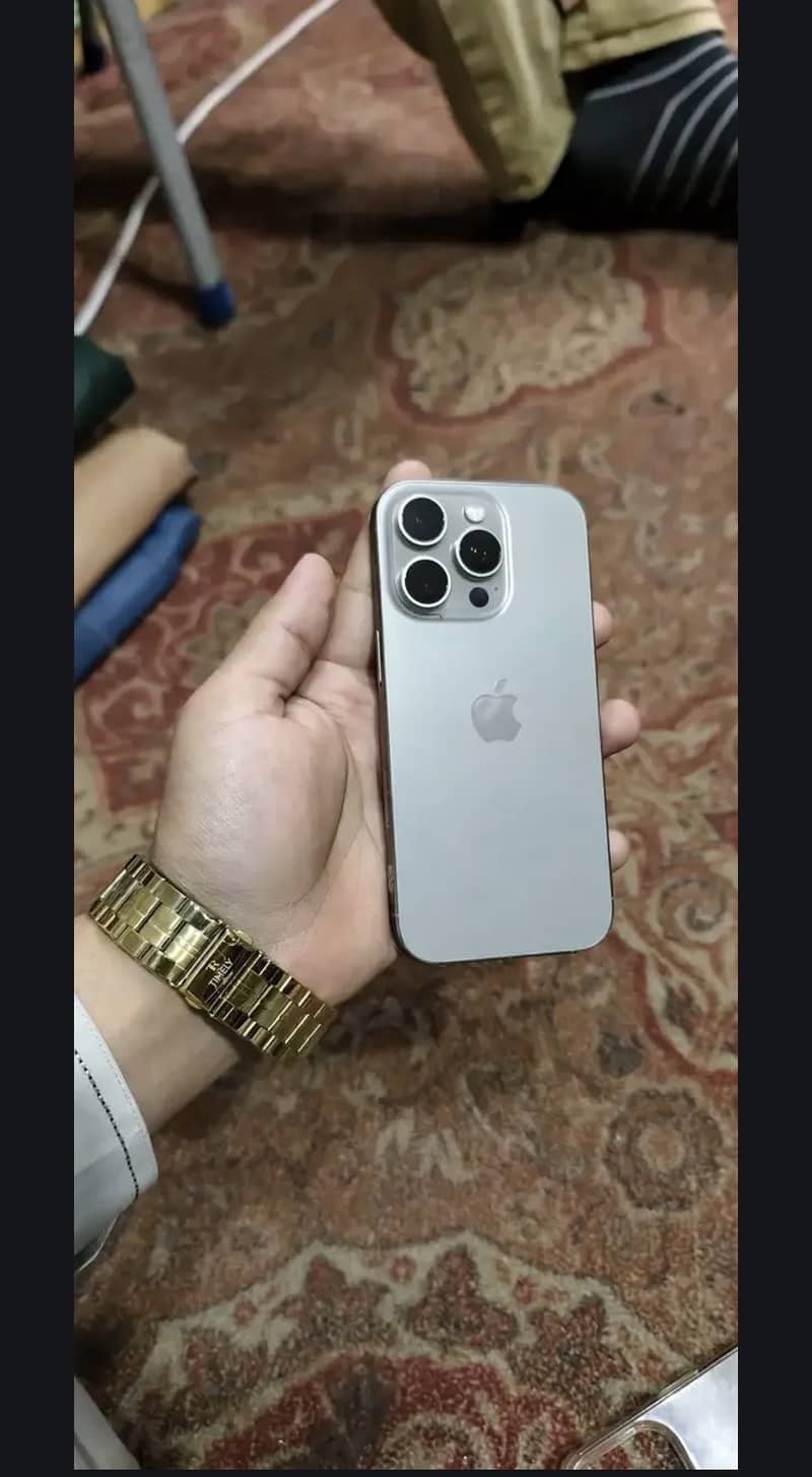 iPhone 16 pro 0