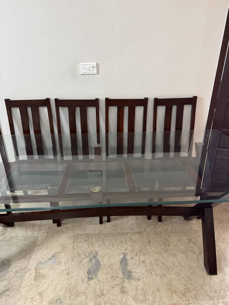 Eight chaired table 10