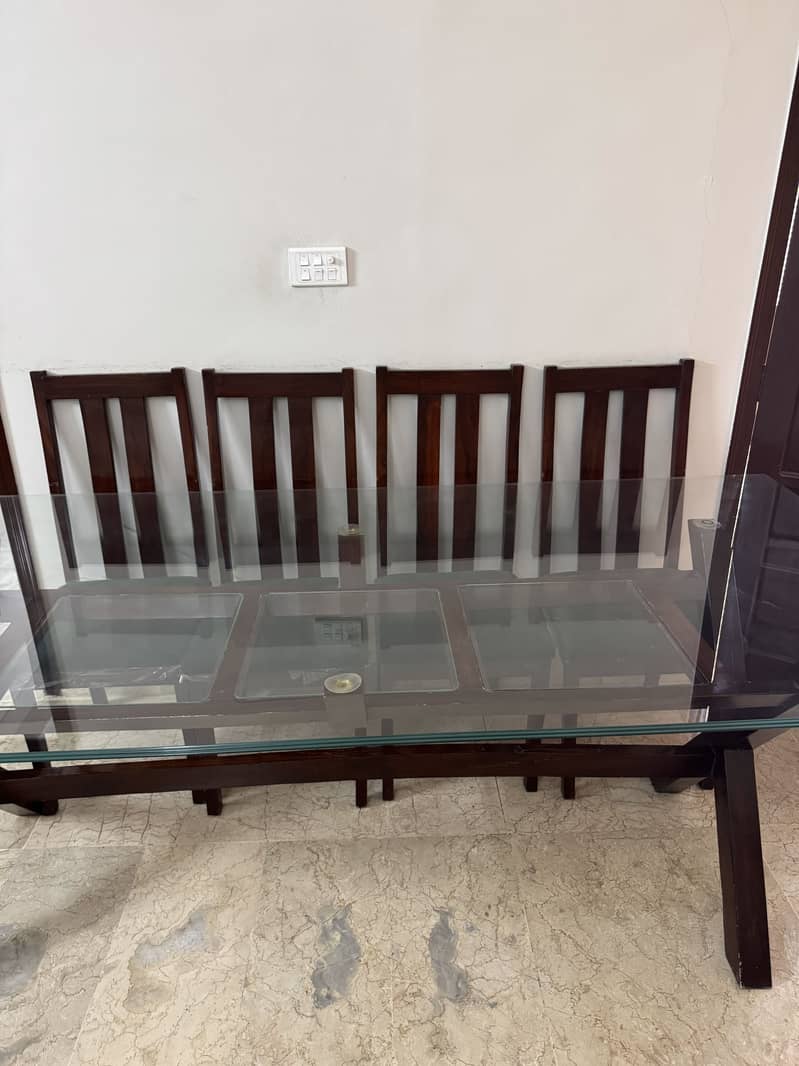 Eight chaired table 13