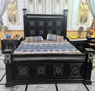 King Size Bed With Side Tables& Dressing