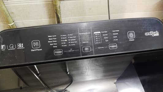9.5kg Fully Automatic Washing Machine (HWM-95-1678 ES 8) – Like New