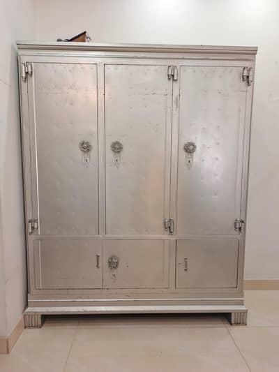 Steel Almirah
