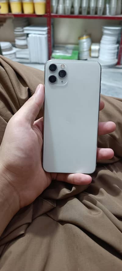 11 pro max pta approved 72 battery health  with box