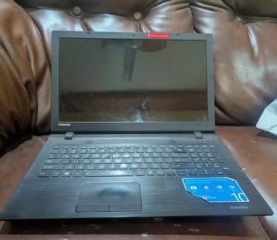 Toshiba Satellite C-55 Laptop, 4th Gen. Core i3, RAM 8gb, HDD 500/128g