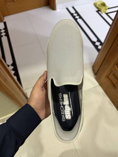 Skecher slip ins