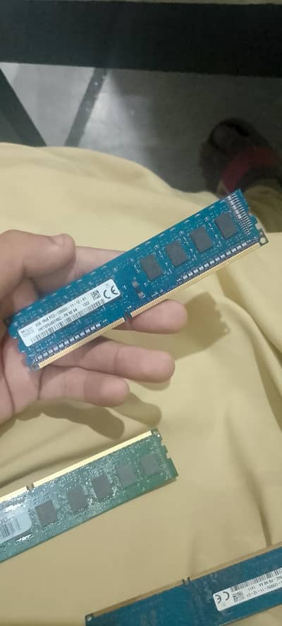 8 GB RAM