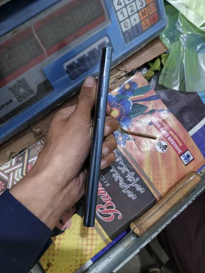 Samsung note 10 plus  5G official PTA approved  12 /256