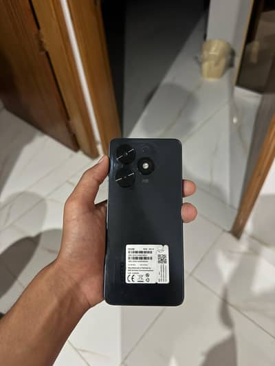TECNO SPARK Go 2024 ((4+4-64 GB)) with org box and charger