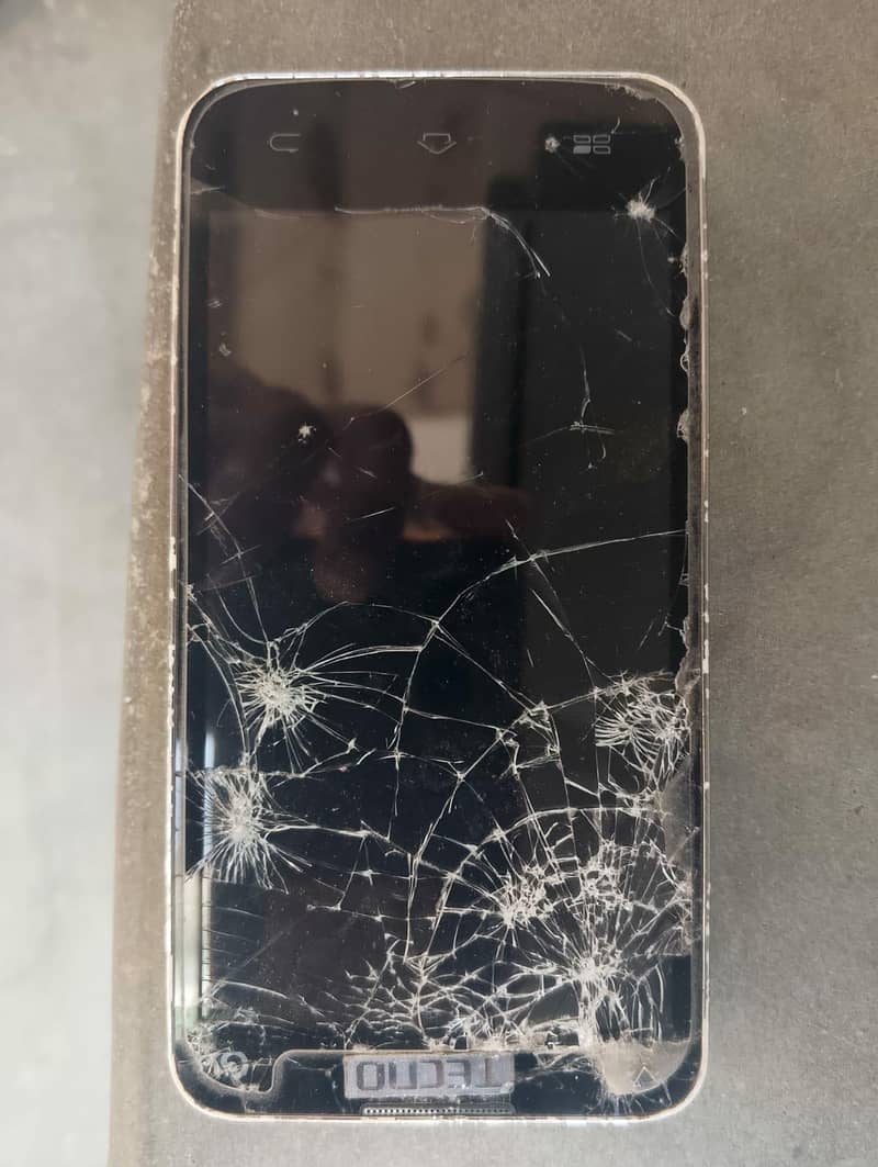 Tecno M9 0