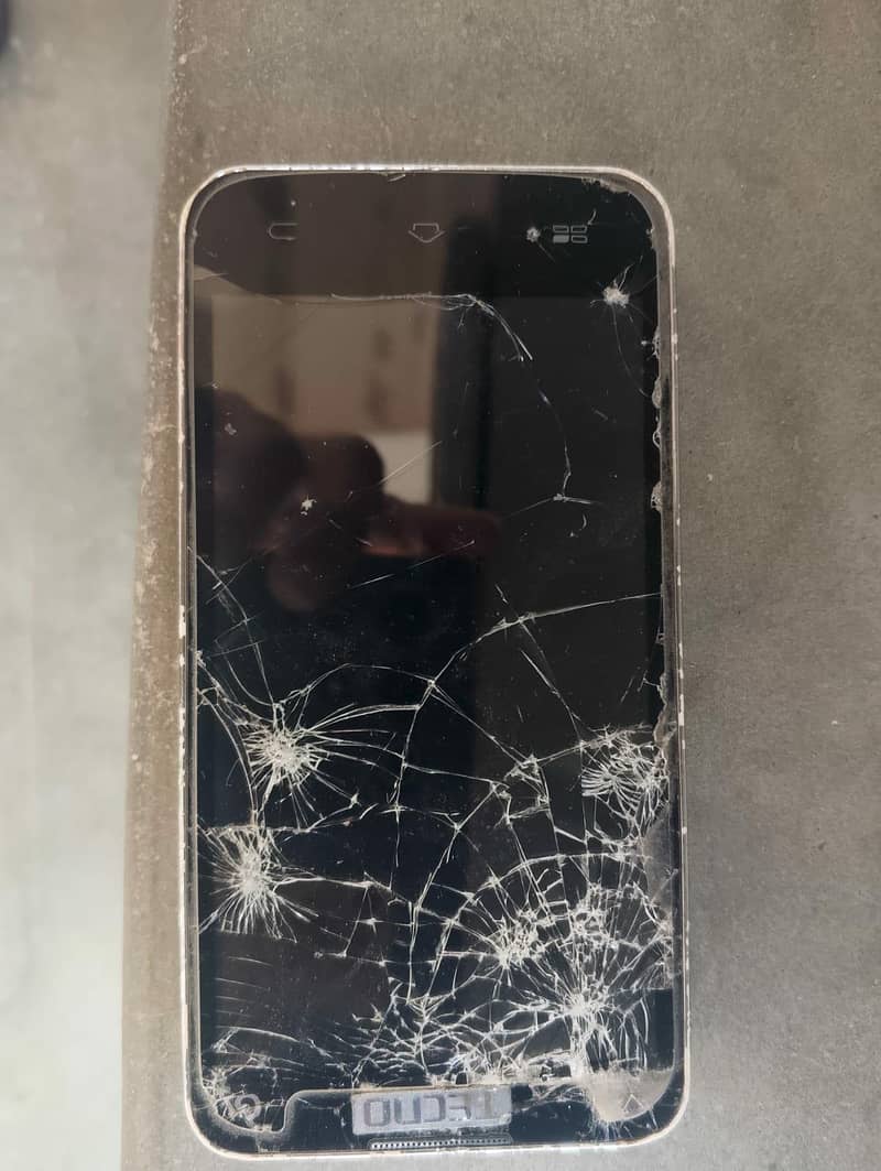 Tecno M9 1