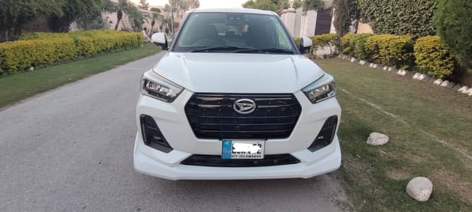 Daihatsu Rocky Premium G 2020 4.5 Grade Pearl white