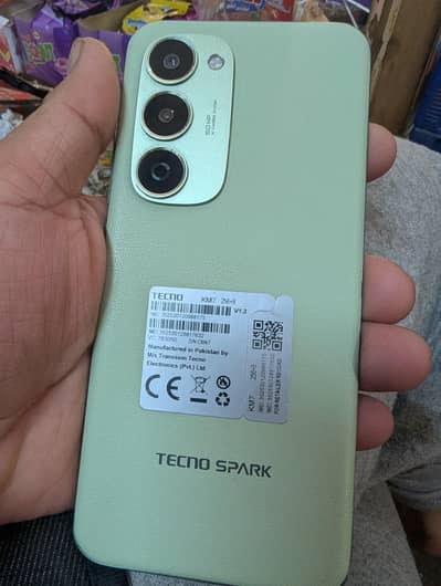 spark 40 pro plus all ok complete. box