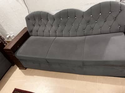5 seater sofa set with table
