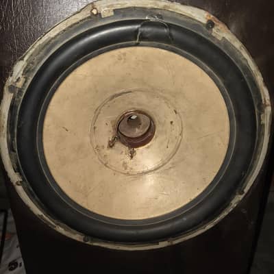 CAR WOOFER WITH AMPLIFIRE