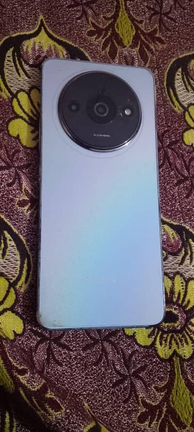 Redmi A3 mobile hai 4/64