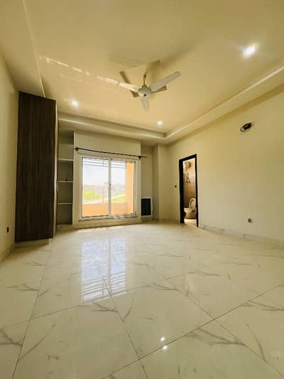 Modern 2 Bedroom Apartment For Rent Prime Location With Comfortable Living