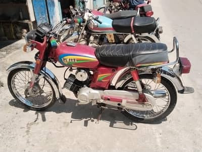 yb  100 royal Yamaha