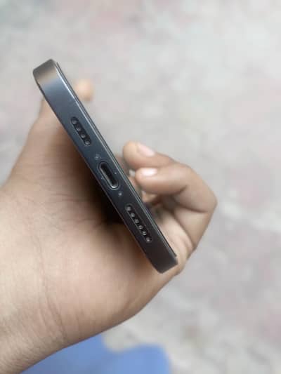 12 pro max battry halt 93  face id ok true tone ok watter pak 128 gb