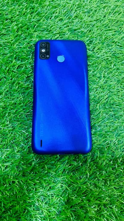 Techno Spark 6 go 4/128 PTA approved good Condition & Betry timing