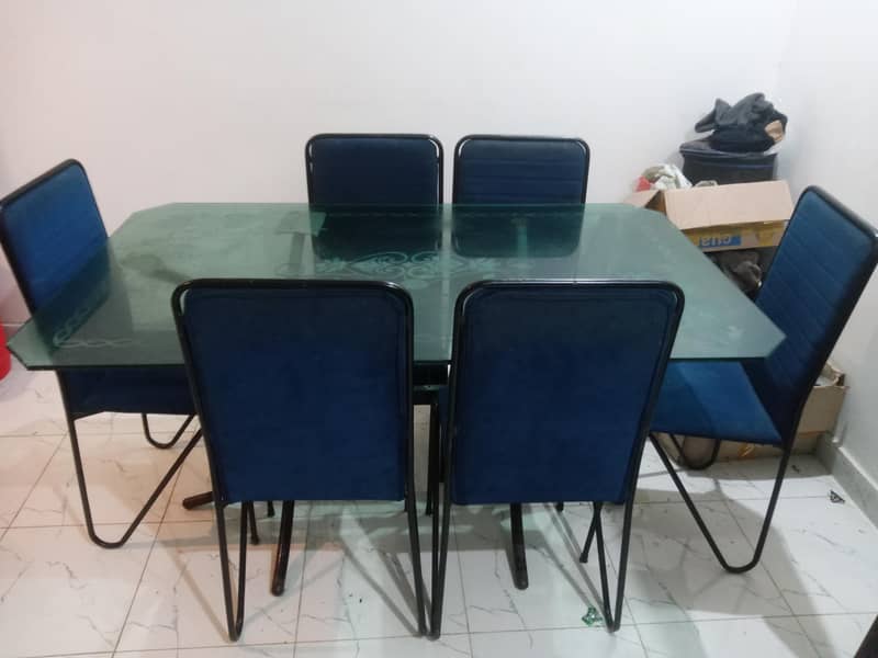 glass dining table 0