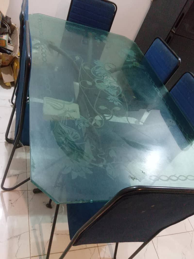 glass dining table 2