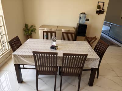 Dining Table + 6 Chairs