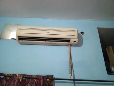 good quality original condition. with remote original paip dubale jali