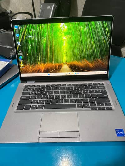 Dell latitude 5330 Touch i5 12th Gen |16GB Ram|SSD Excellent condition