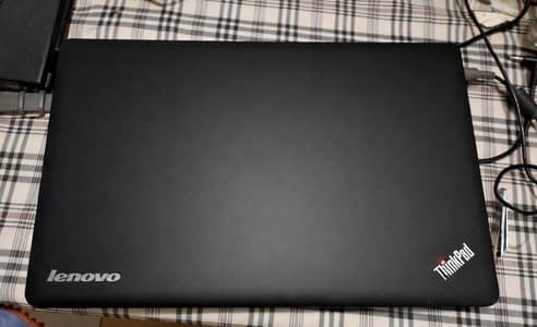 Lenovo ThinkPad Laptop i
