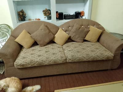 Very good quality 5 seater sofa set