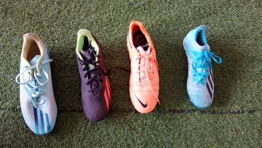 Men Football Shoes