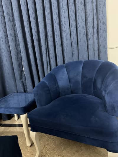 Luxurious Royal Blue Velvet Shell Chair & Matching Side Table Set