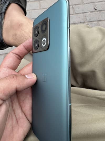 One plus 10 pro 12/256 official aprooved