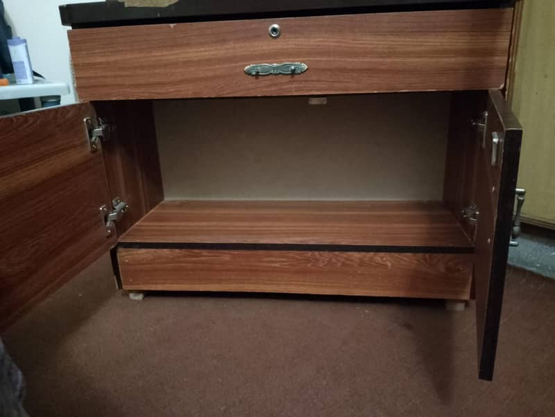 double bed with complementary dressing table 10