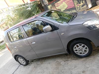 WagonR grey gadi hai