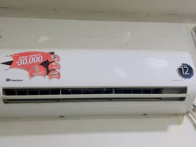 Inverter AC 1.5 Ton lock like New