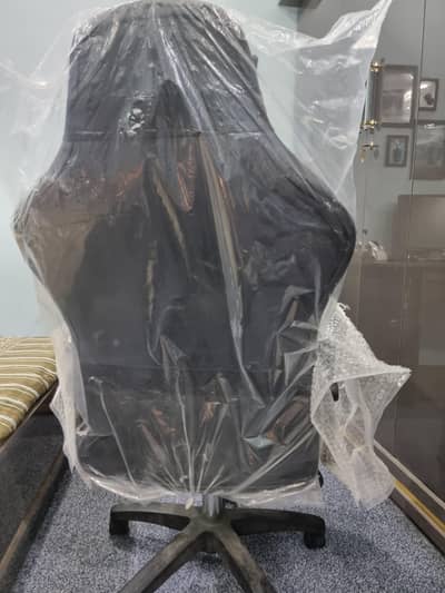 Gaming chair brand new