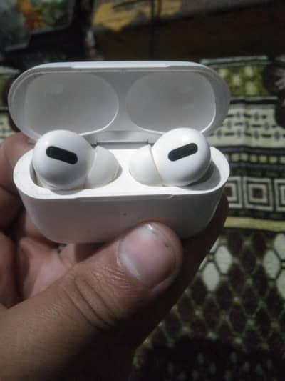 apple air puds pro new condition