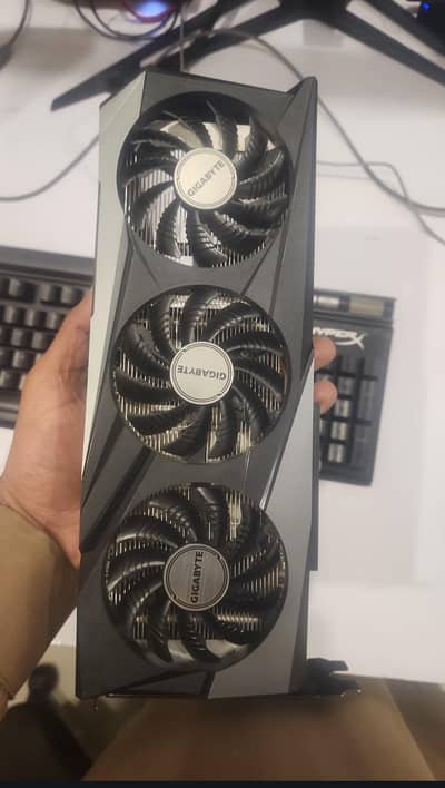 Rx 6600 Xt (8Gb Triple Fan Gigabyte)