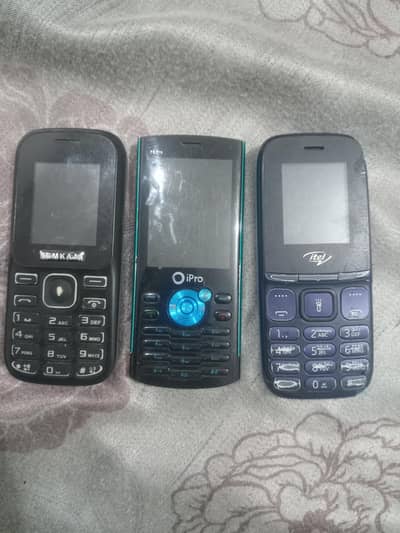 Non p. t. a mobile LCD sab ki chalti hain original hain only spareparts