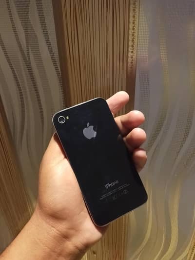 iphone 4 used with box and all original things