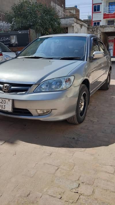 Antique Honda civic prosmatic 2005 model car