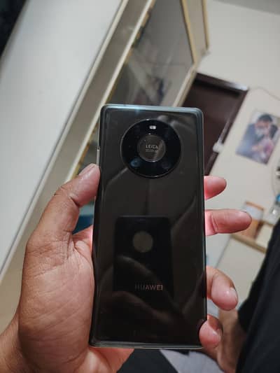 HUAWEI MATE 40 PRO