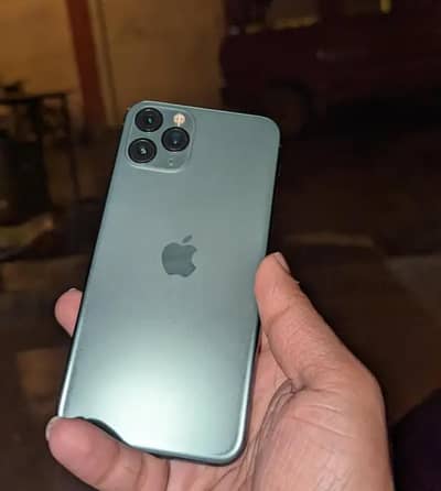 iPhone 11 pro non pta lus condition  03360552184