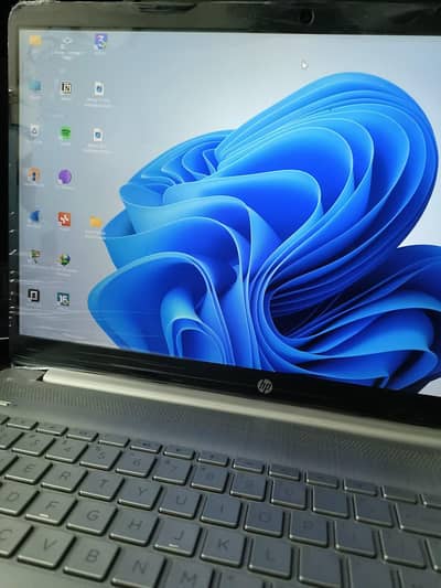 HP Laptop 15 Ryzen 5